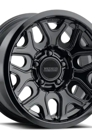 While Supplies Last Method MR322 / 18x9 / 8x6.5 BP / 18ET / 5.68in BS / 130.81mm CB - Gloss Black Wheel