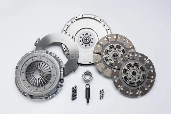 South Bend Clutch 99-03 Ford 7.3 Powerstroke ZF-6 Street Dual Disc Clutch Kit Free Shipping