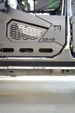 DV8 Offroad 18-23 Jeep Wrangler JL Rock Skins (4 Door Only) Limited Time