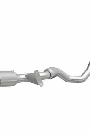 Hot Picks Magnaflow MagnaFlow 11-15 Touareg V6 3.6 Direct Fit Converter OEM Underbody