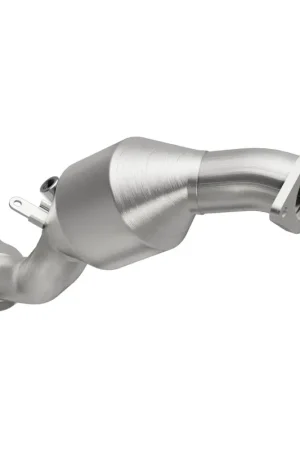 Magnaflow MagnaFlow Conv Direct Fit 11-15 Audi Q7 V6 3.0L - 2.5in Pipe Dia 24.5in L Must Have