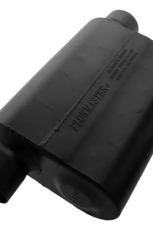 Worldwide Shipping Flowmaster Super 44 Series Chambered Muffler Super 44 - 3.00 Offset In / 3.00 Same Side Out - Aggressive Sound